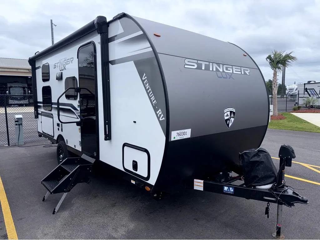2026 Venture RV SportTrek Stinger STS161VUD - Photo 2