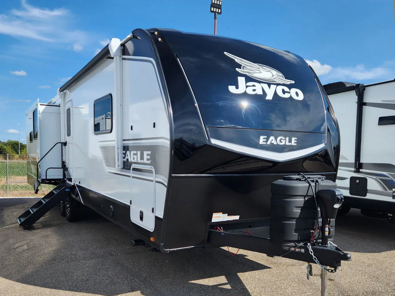 2026 Jayco Eagle HT 320MKTS - Photo 2