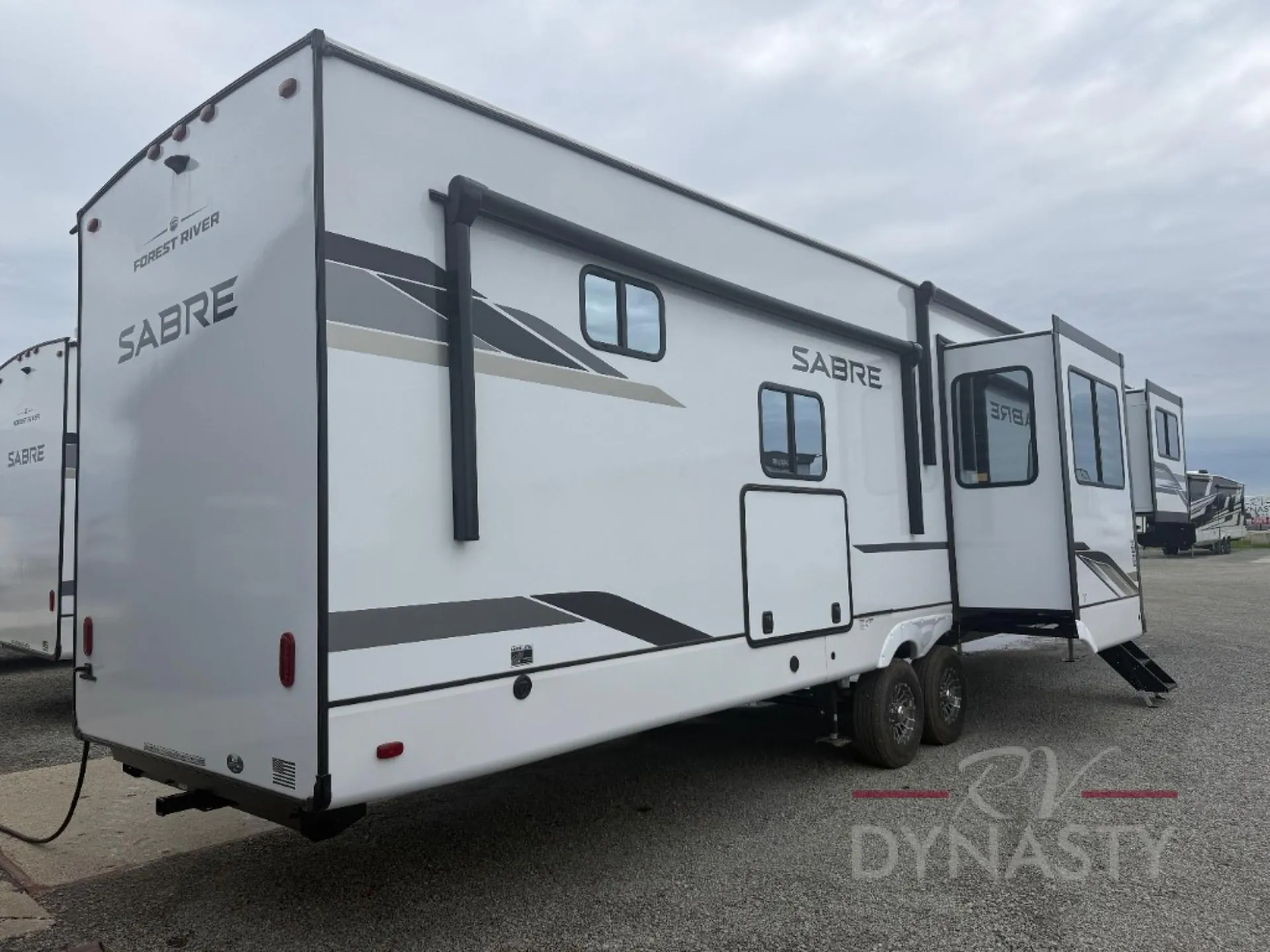 2026 Forest River Sabre 37FLH — Photo 6