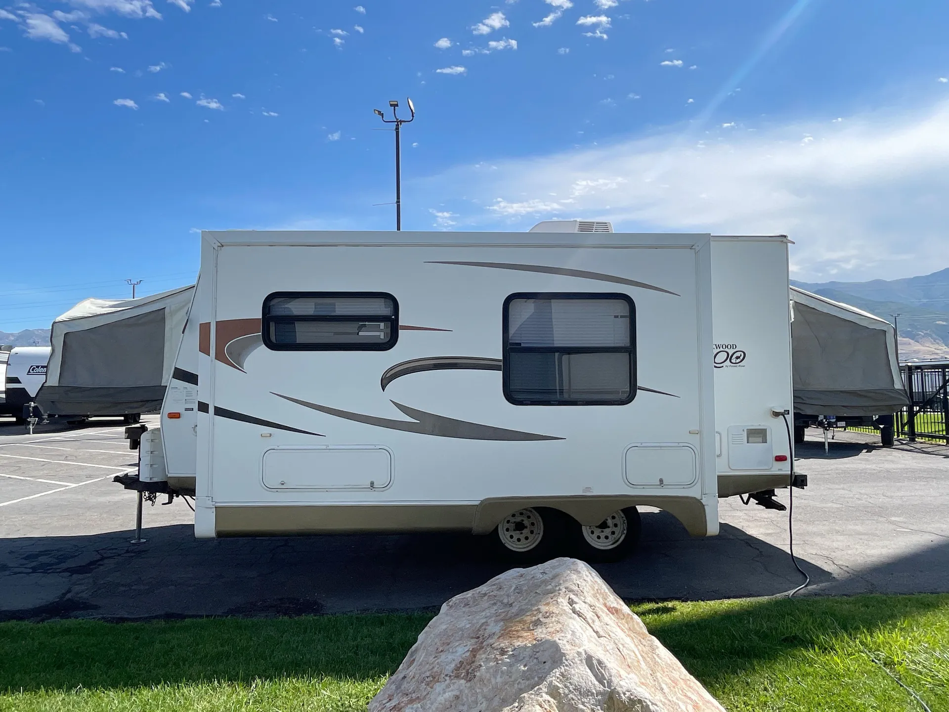 2012 Forest River Rockwood Roo 21SS — off campside