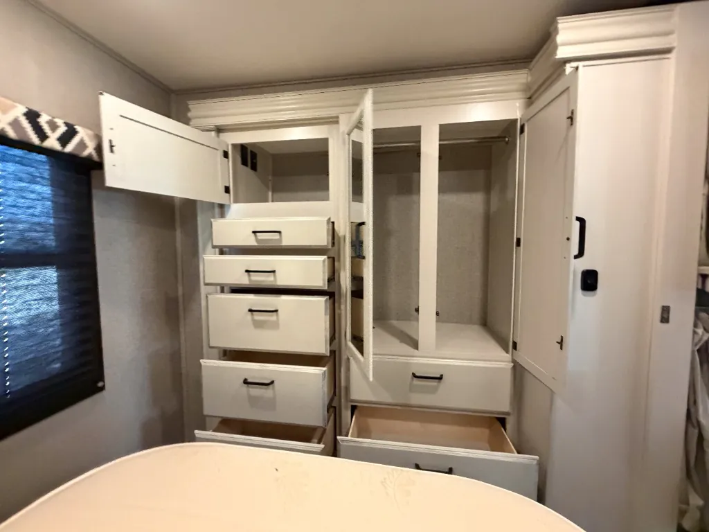 2021 Jayco Redhawk 31F dealer photo 1 from Southern RV