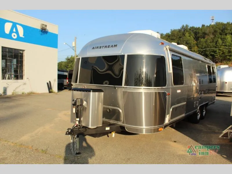 2026 Airstream International 27FB - Photo 3