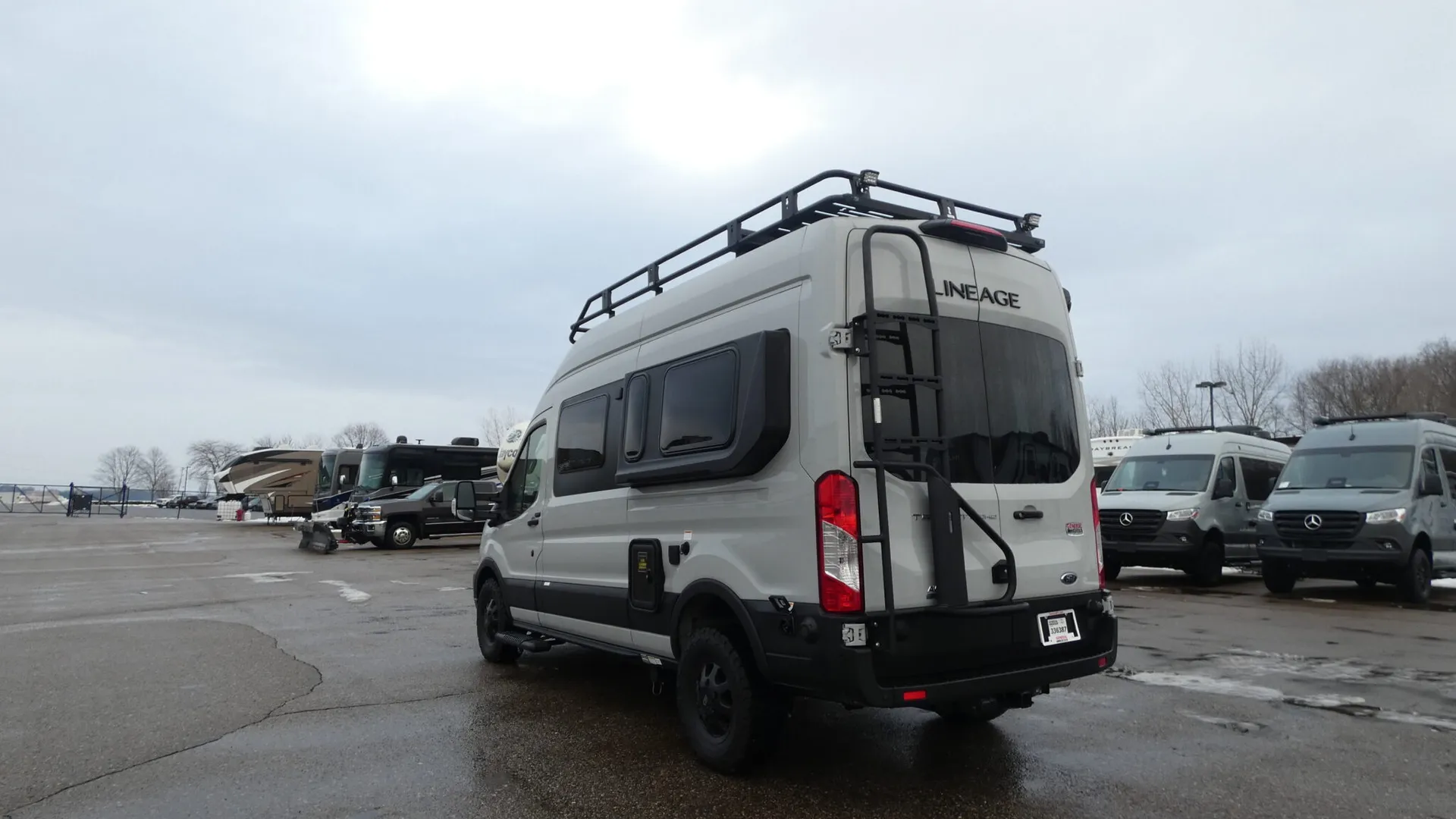 2026 Grand Design Lineage Series VT LVT1 - Photo 4