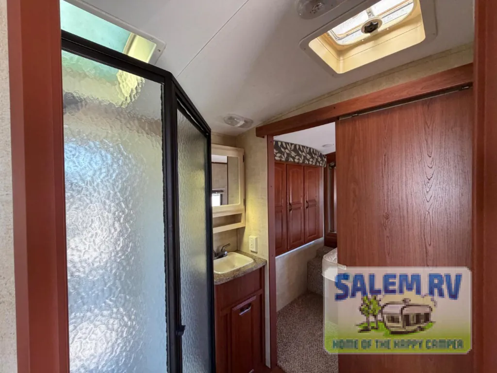 2012 Keystone Outback 298RE, Photos photo 25