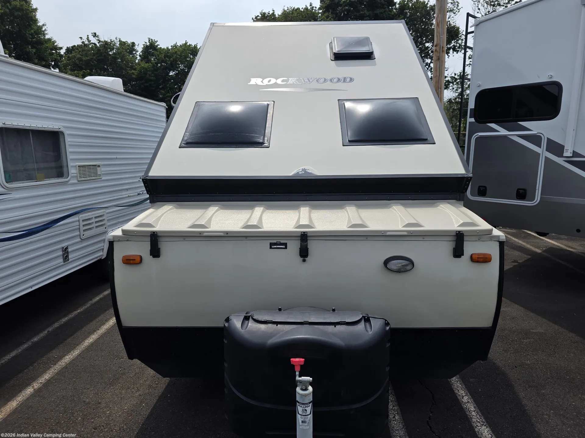 2016 Forest River Rockwood Hard Side A213HW - Photo 4