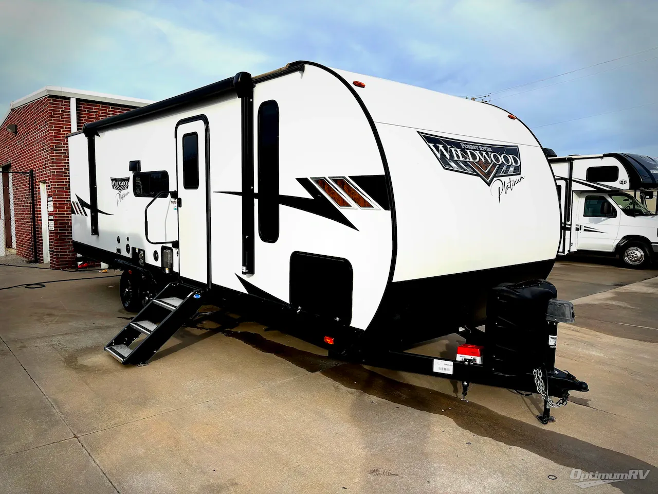 2023 Forest River Wildwood 28DBUD dealer photo 1 from Optimum RV