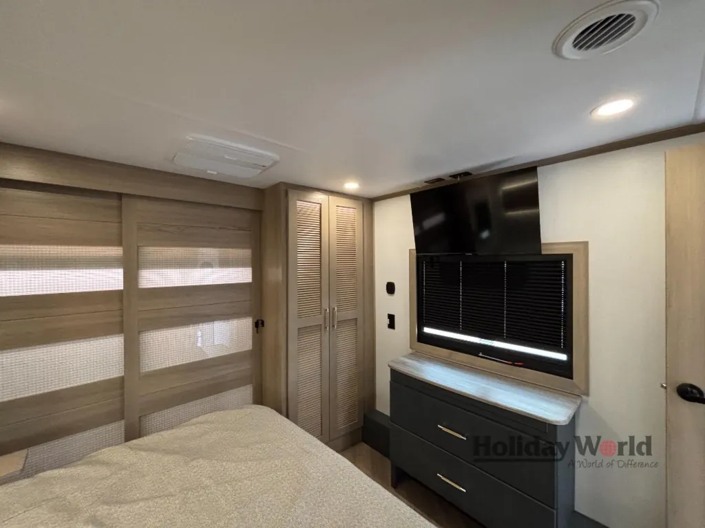 2026 Keystone Raptor 441, Photos photo 22
