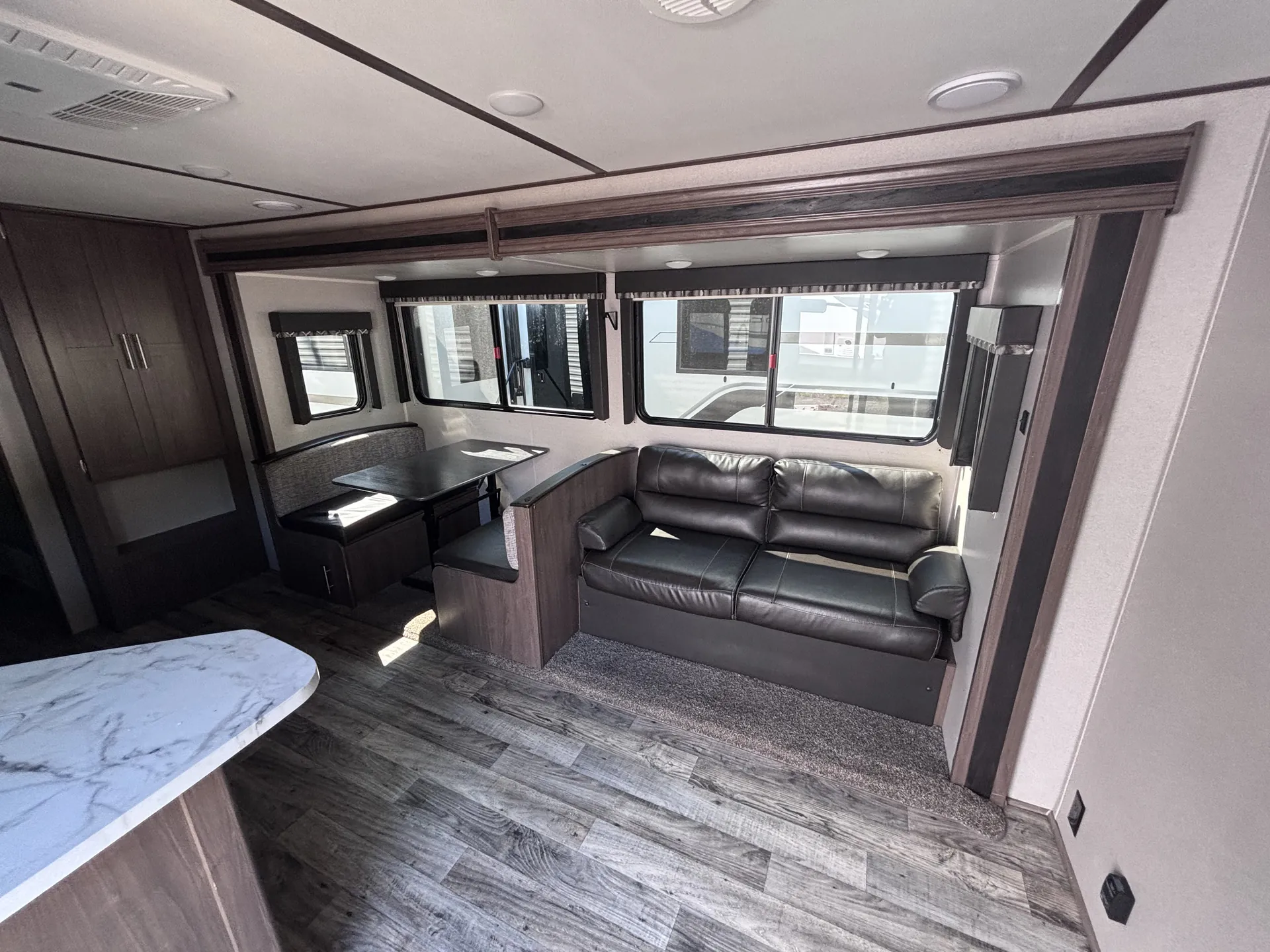2020 Keystone Hideout 38BHDS - Photo 3