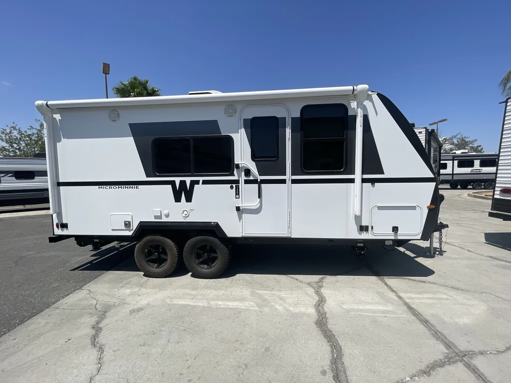 2027 Winnebago Micro Minnie 2108DS, Photos photo 5