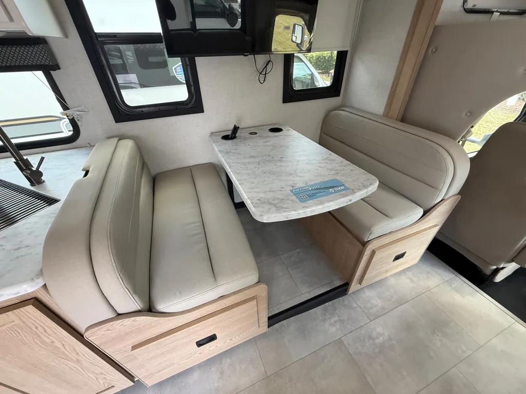 2026 Thor Motor Coach Freedom Elite 31FE, Photos photo 19