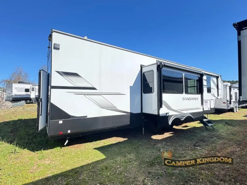 2025 Forest River Sandpiper 4002FB - Photo 4