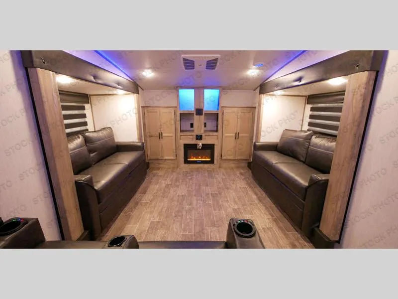 2022 Forest River RV Cherokee Arctic Wolf Suite Used    3990 - Photo 3