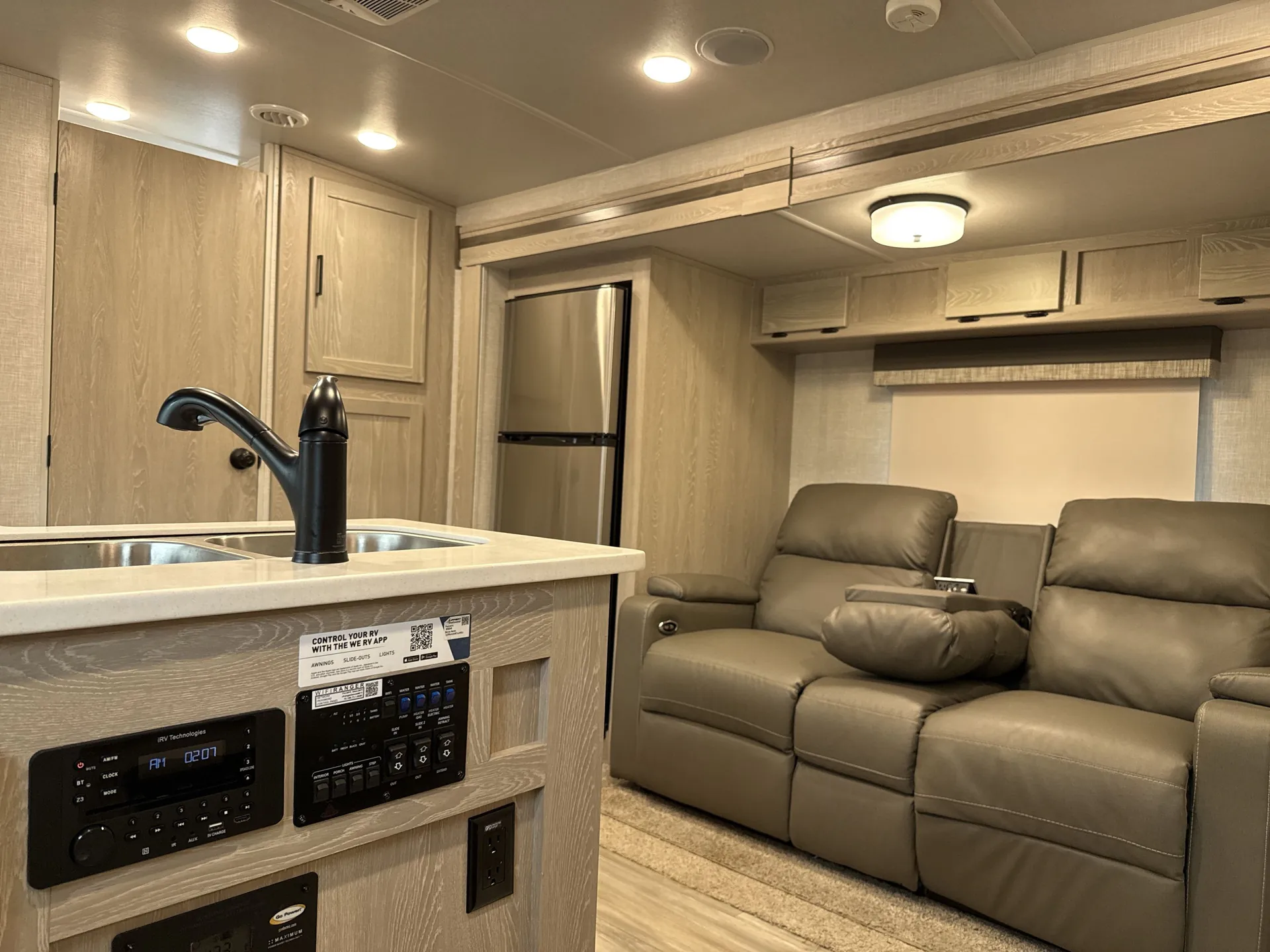 2023 Forest River Flagstaff Micro Lite 25BSDS — living area main