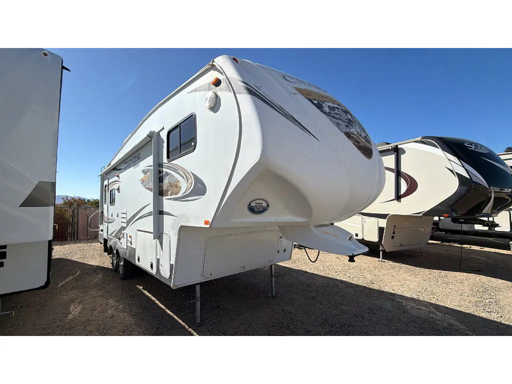 2013 Coachmen Chaparral 310RLTS - Photo 2