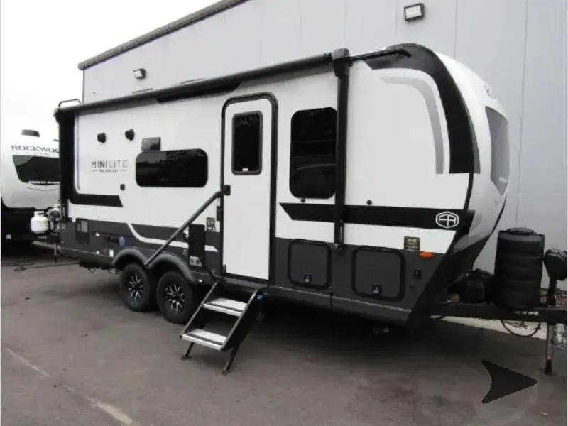 2026 Forest River Rockwood Mini Lite 2108RB - Photo 4