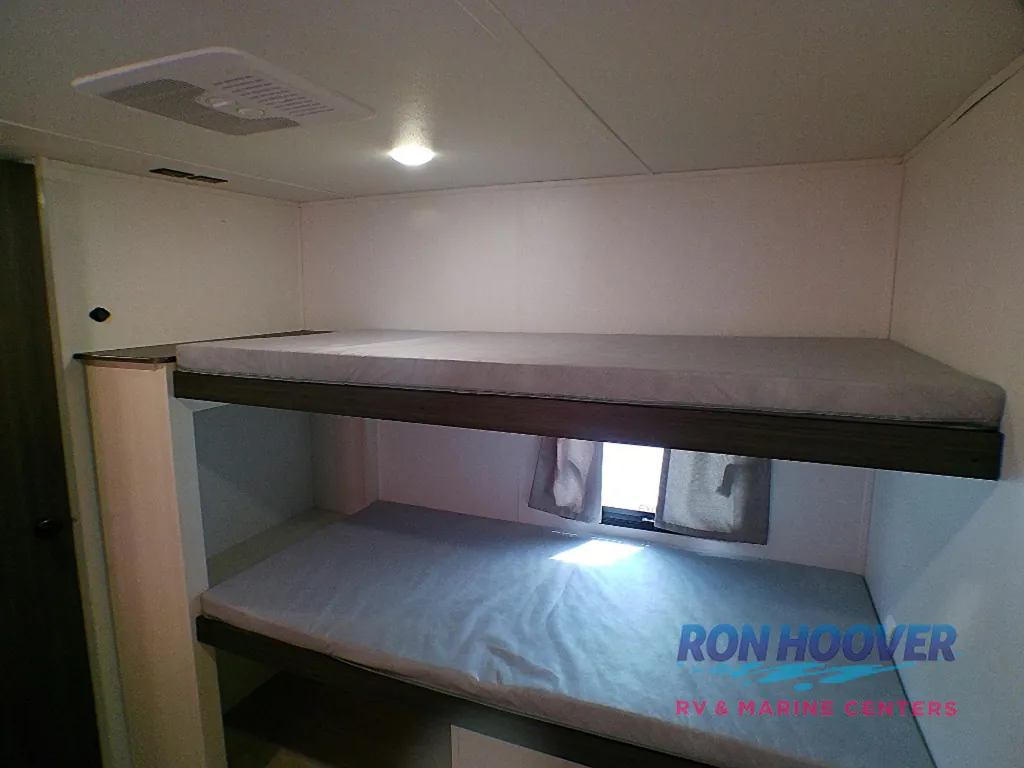 2027 Shasta RVs i-5 Edition 532BEDS, Photos photo 66