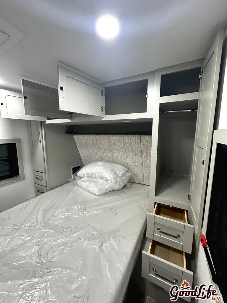 2026 Brinkley Model Z 297, Photos photo 88