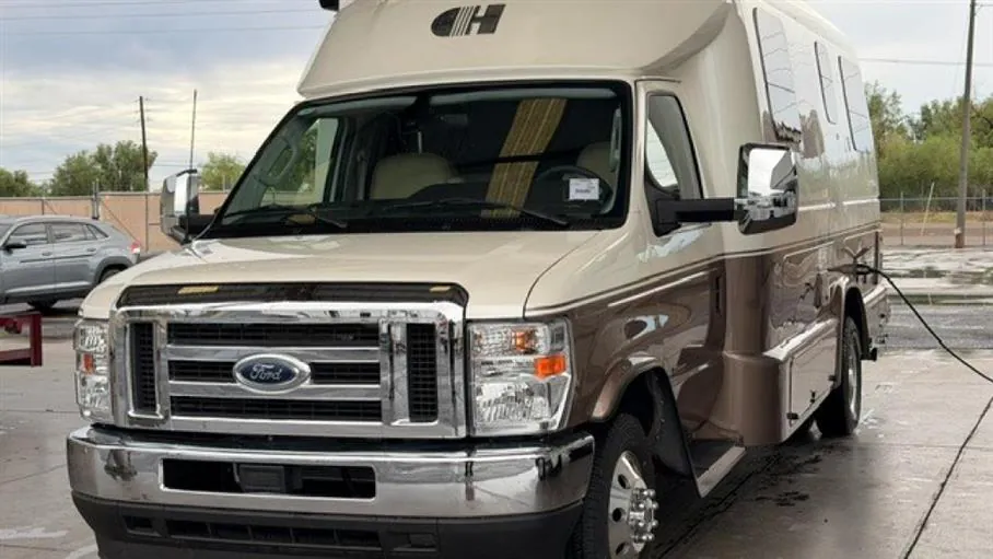 2025 Coach House Platinum 220 TB - Photo 2