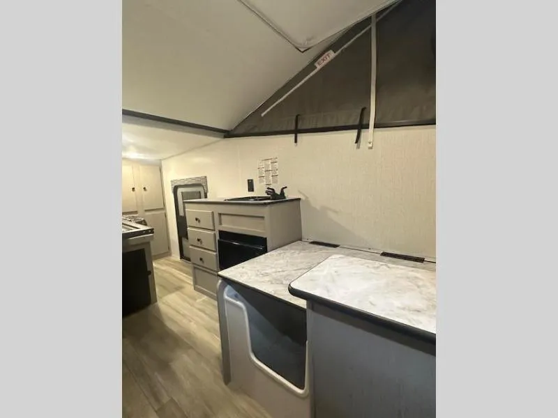 2024 Viking Viking Camping Trailers New    12.0 TD Premier - Photo 4