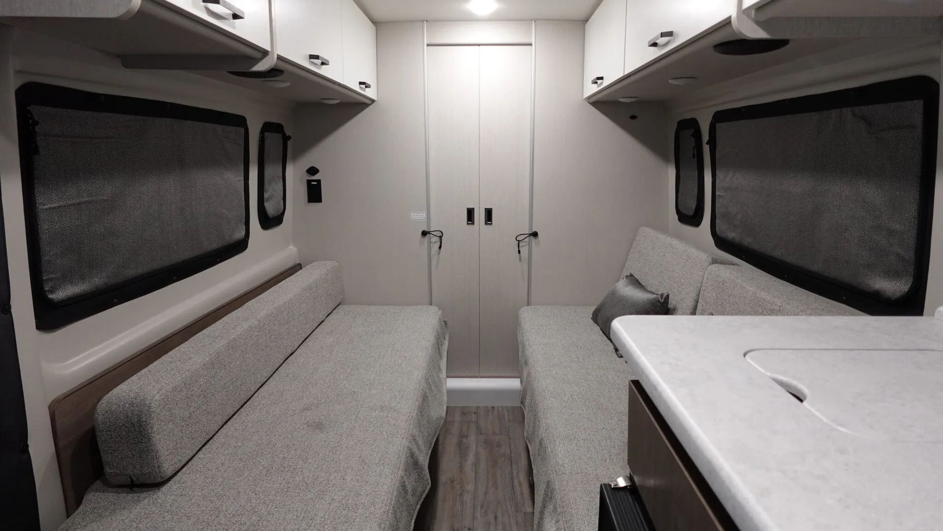 2026 Thor Motor Coach Twist Sport 20LS - Photo 3