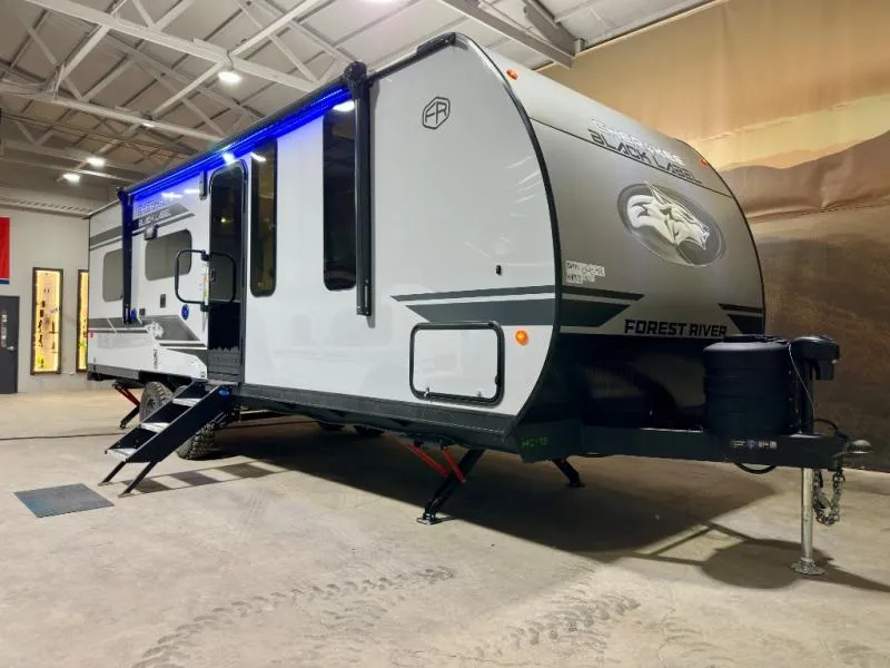 2026 Forest River Cherokee Grey Wolf Black Label 22RRBL - Photo 2