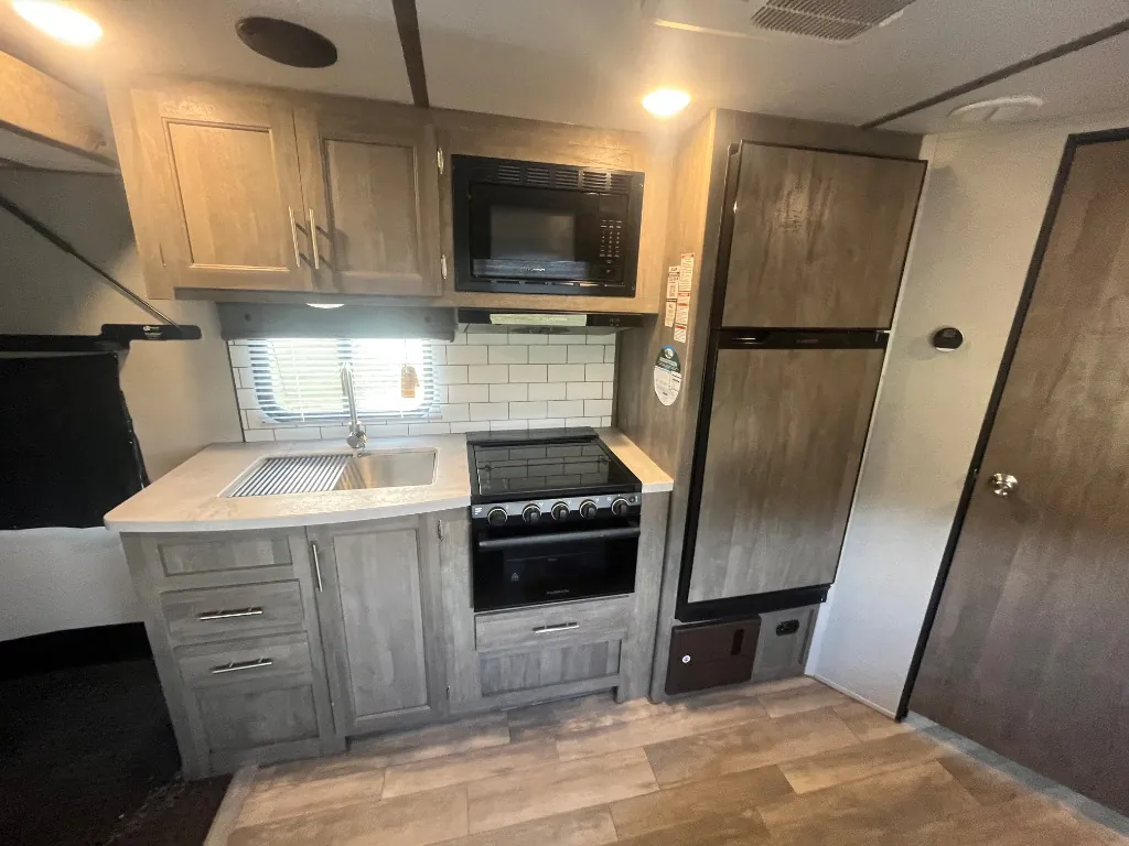 2022 Forest River XLR Micro Boost 25LRLE, Photos photo 19
