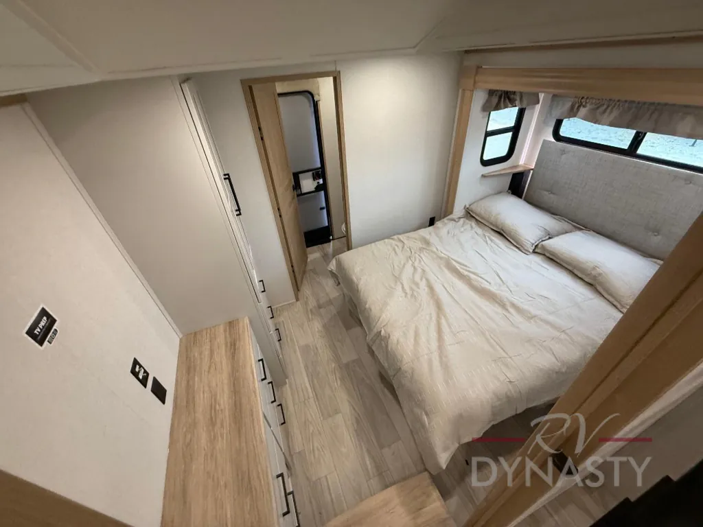 2026 Forest River Sandpiper Destination Trailers 41DUPLEX, Photos photo 20