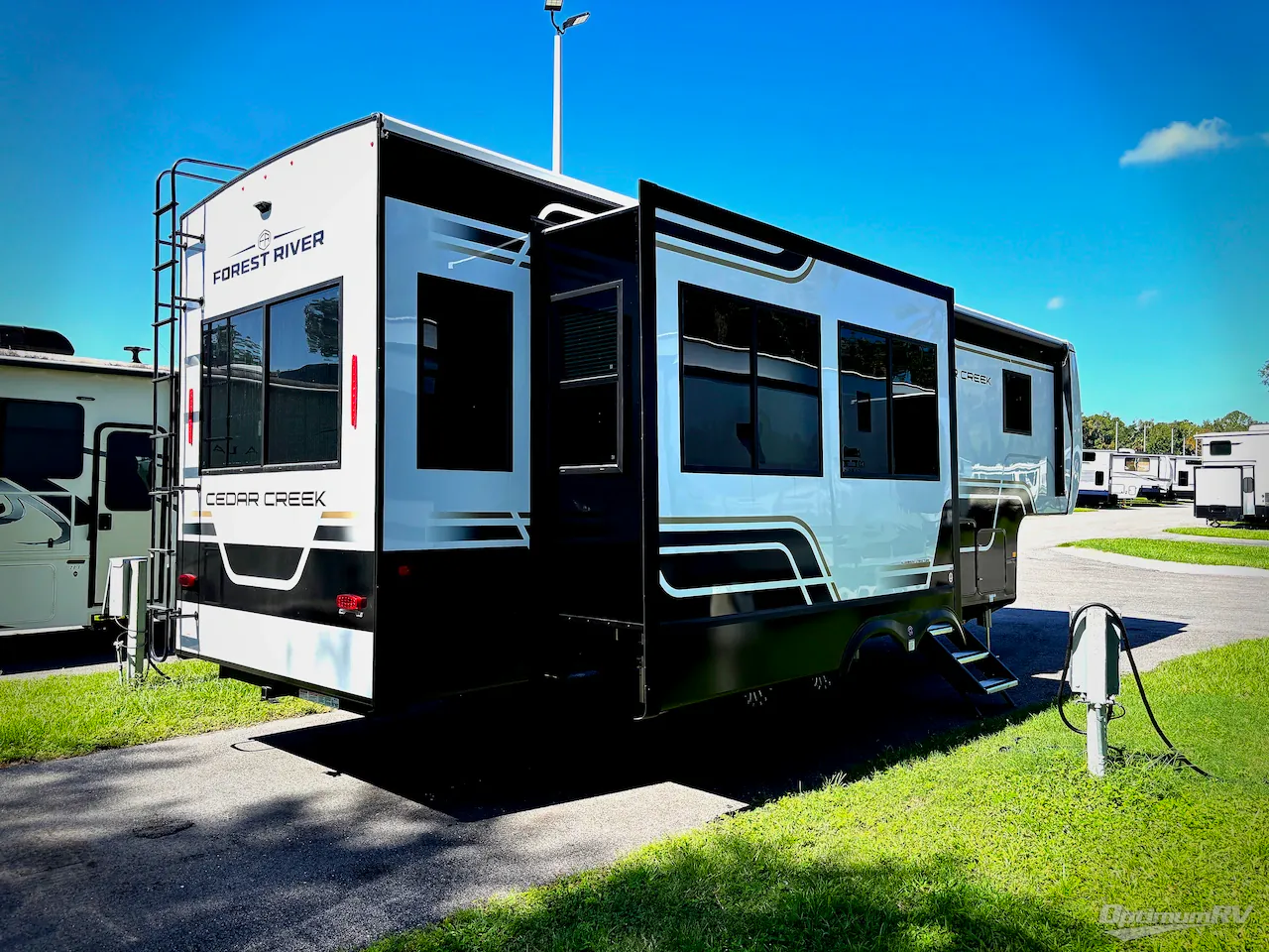2027 Forest River Cedar Creek 290RL - Photo 3