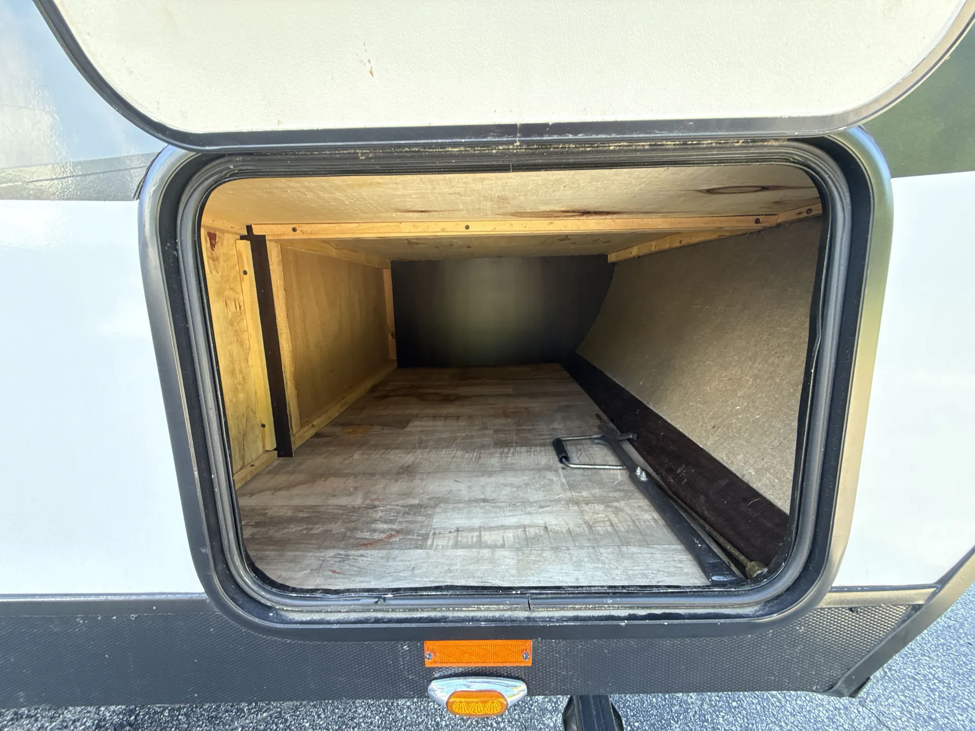 2017 Forest River XLR Hyperlite 26HFS — living area main