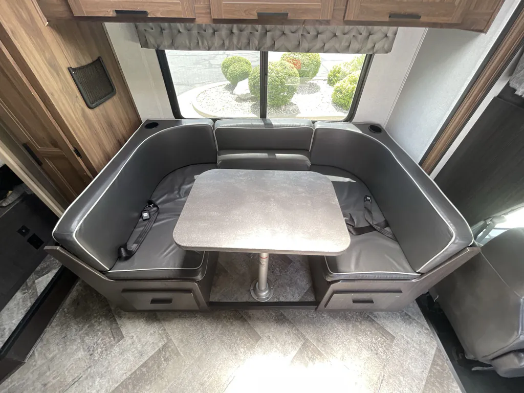 2021 Forest River Sunseeker 2440DS, Photos photo 13