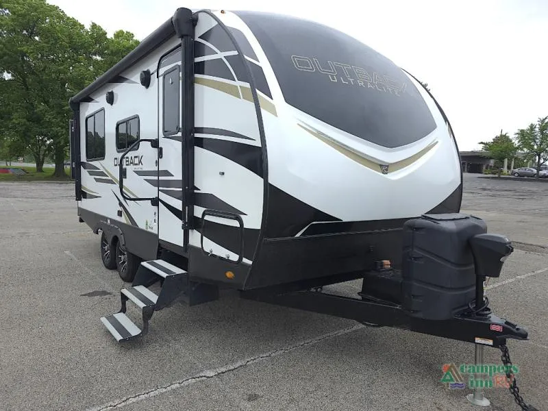 2023 Keystone Outback Ultra-Lite 210URS - Photo 2