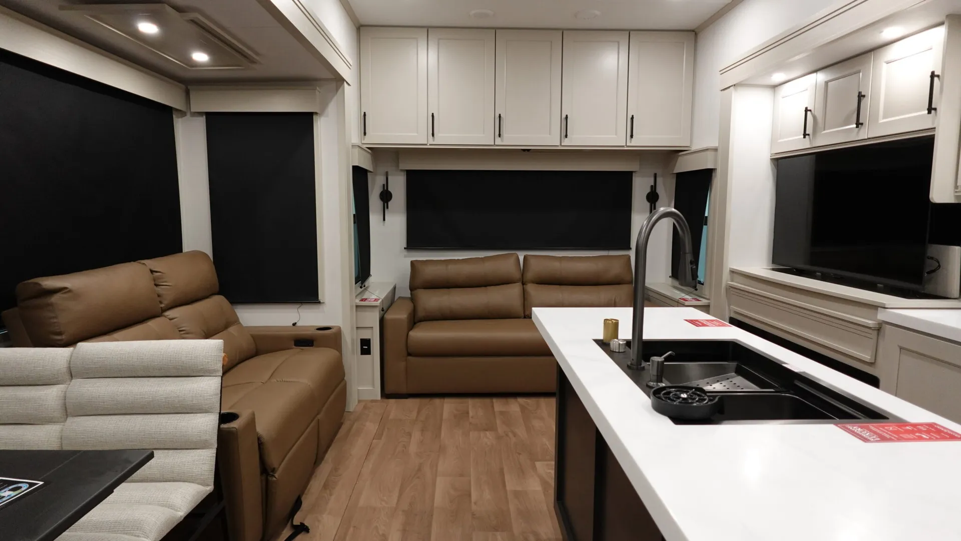 2026 Grand Design Solitude 310GK - Photo 3