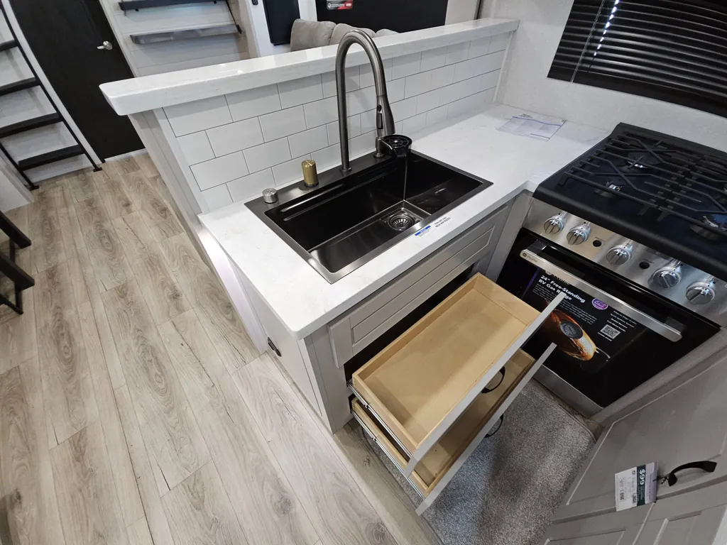 2026 Jayco North Point 395DSDB, Photos photo 13