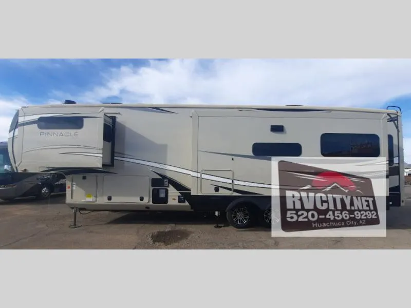 2023 Jayco Pinnacle 36KPTS - Photo 3