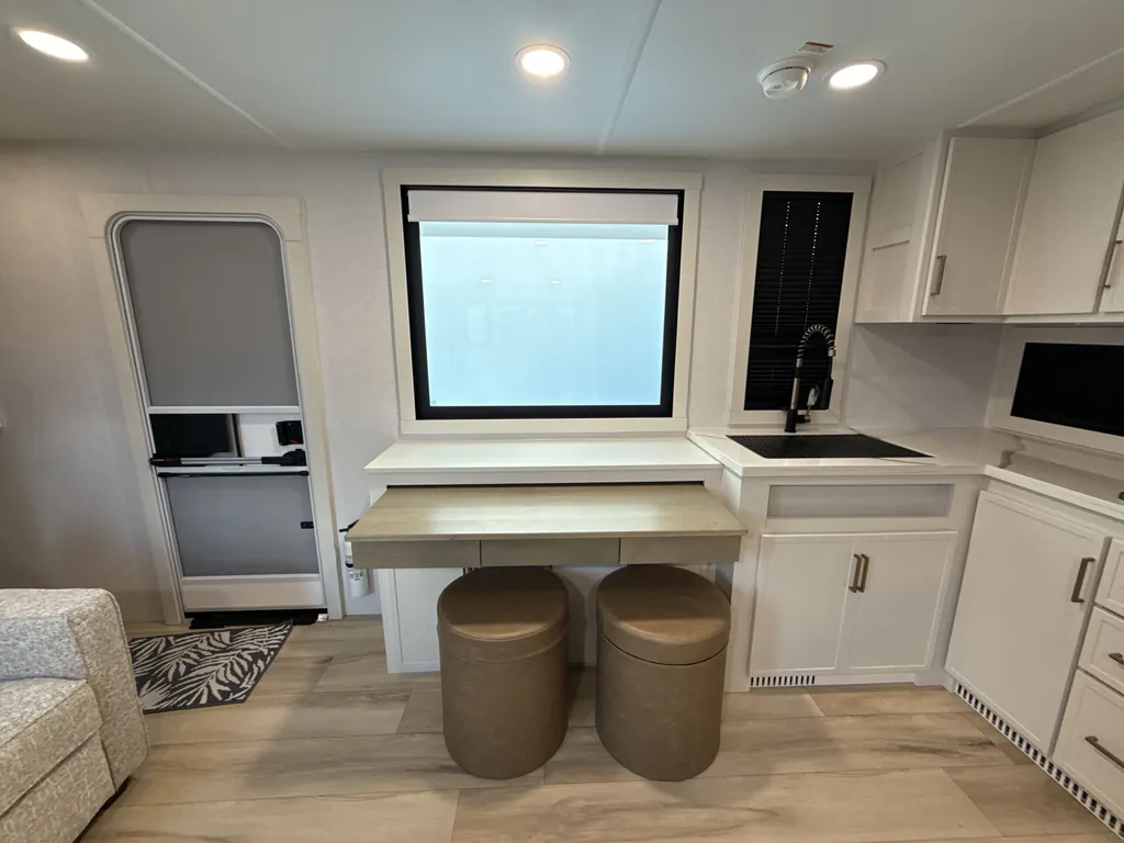 2025 Brinkley Model I 275, Photos photo 12