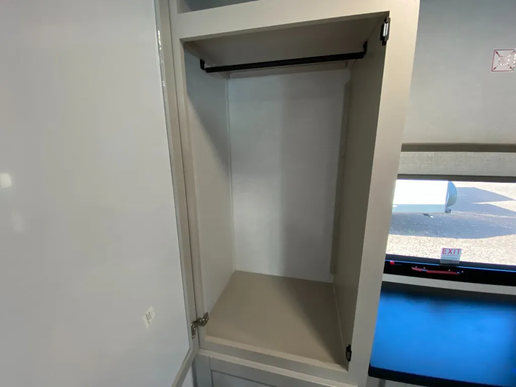 2027 Jayco North Point 380FBRK, Photos photo 48