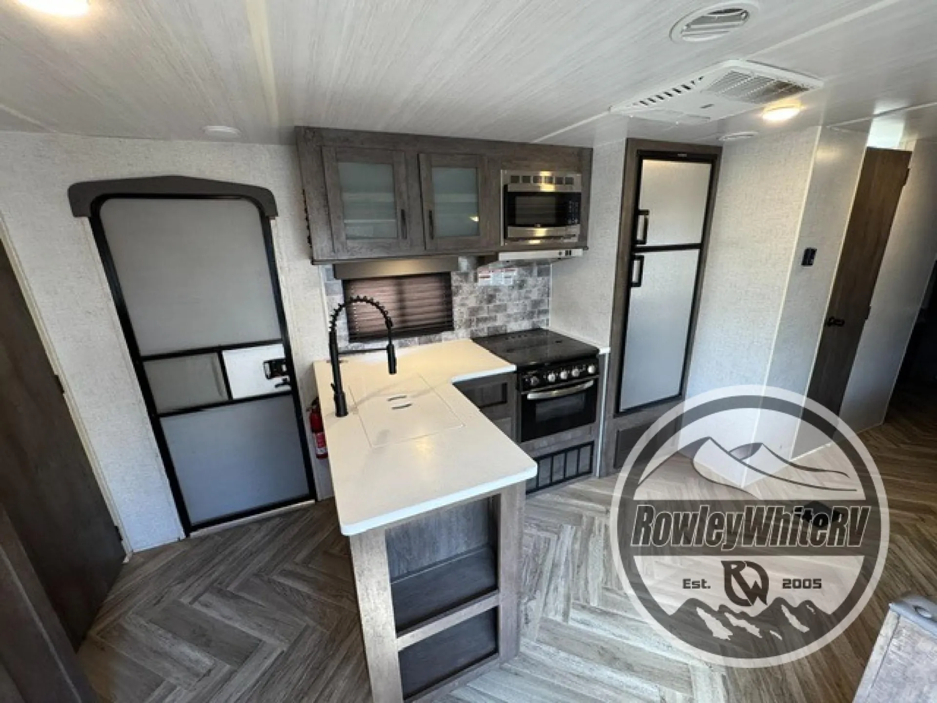 2022 Forest River EVO T2990 - Photo 4