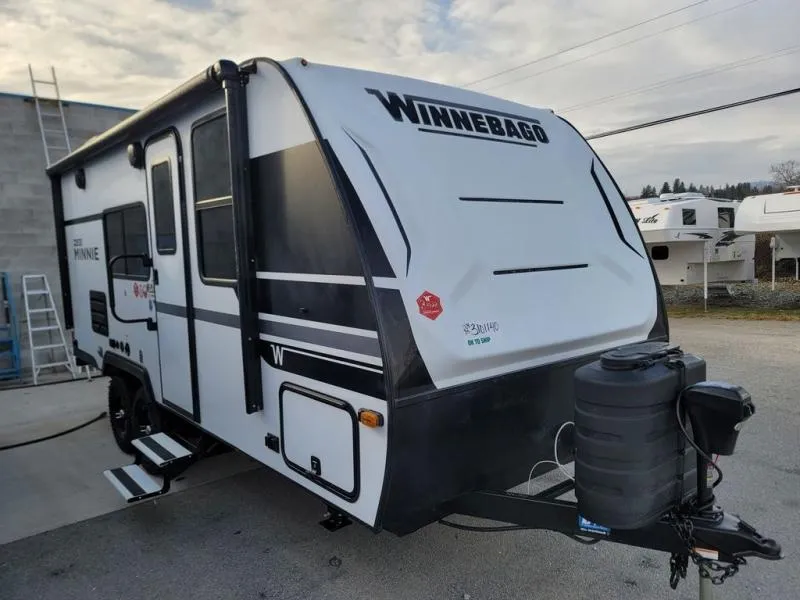 2025 Winnebago Micro Minnie 2108DS - Photo 2