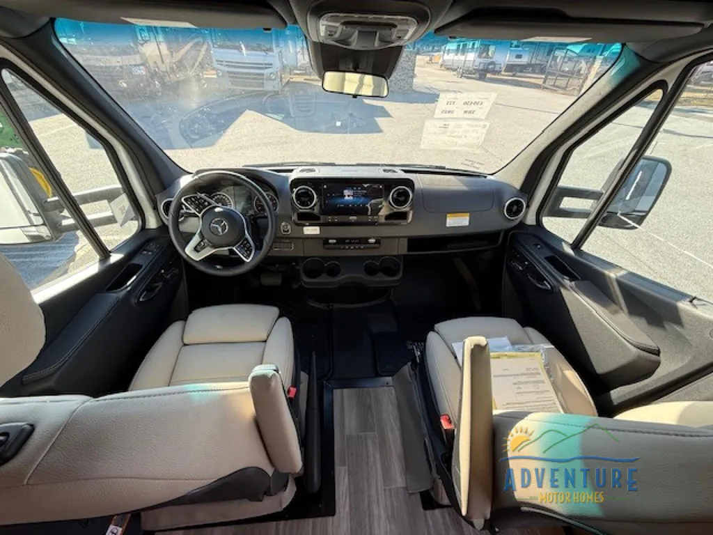 2025 Tiffin Wayfarer 25 XRW, Photos photo 6