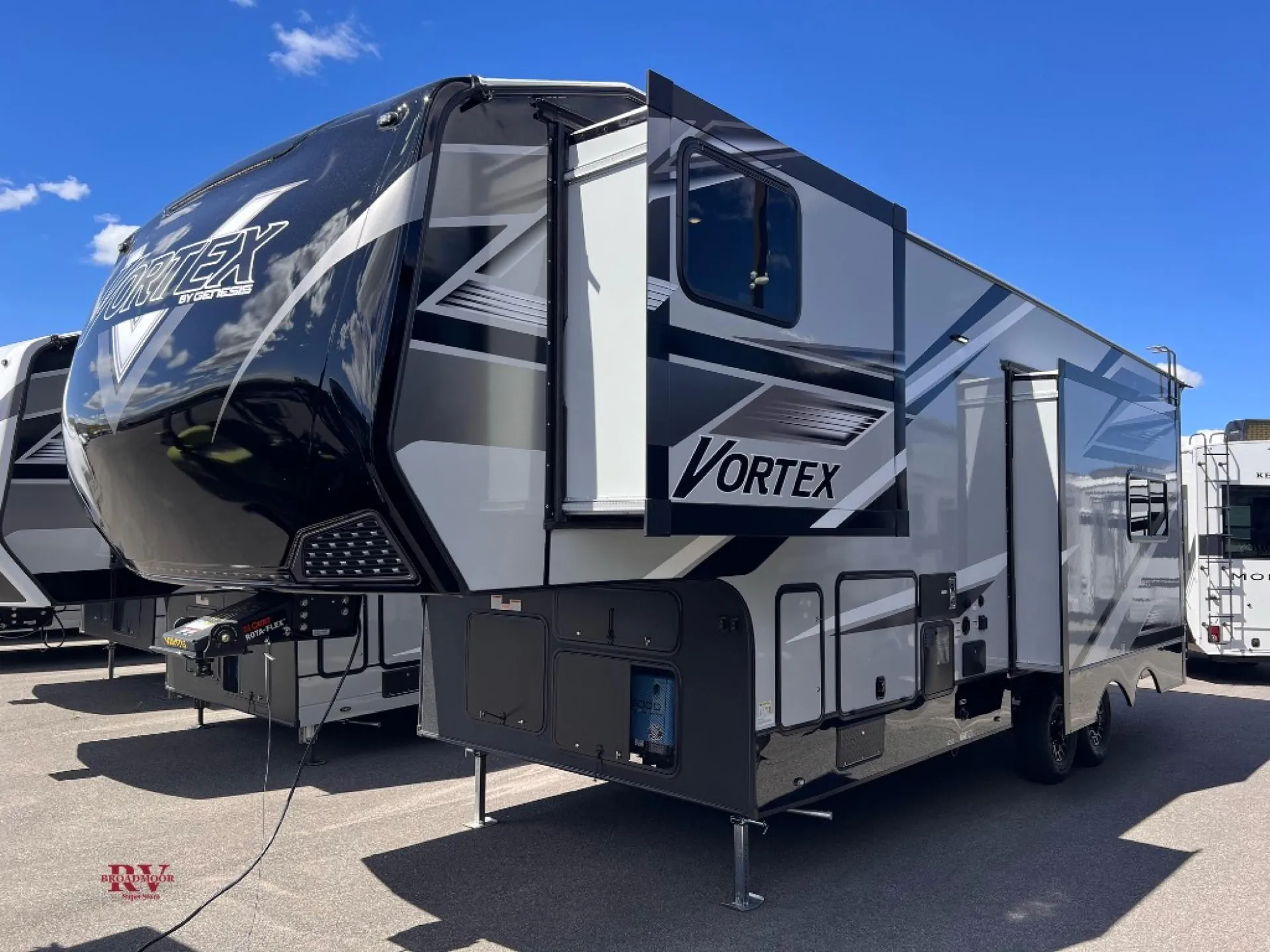 2026 Genesis Supreme Vortex 2814IKS - Photo 2