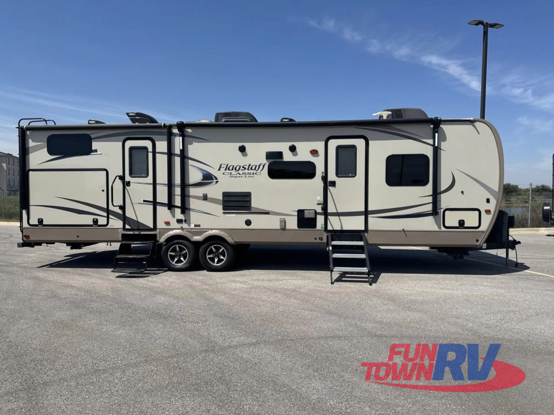 2017 Forest River Flagstaff Classic Super Lite 831BHDS - Photo 3