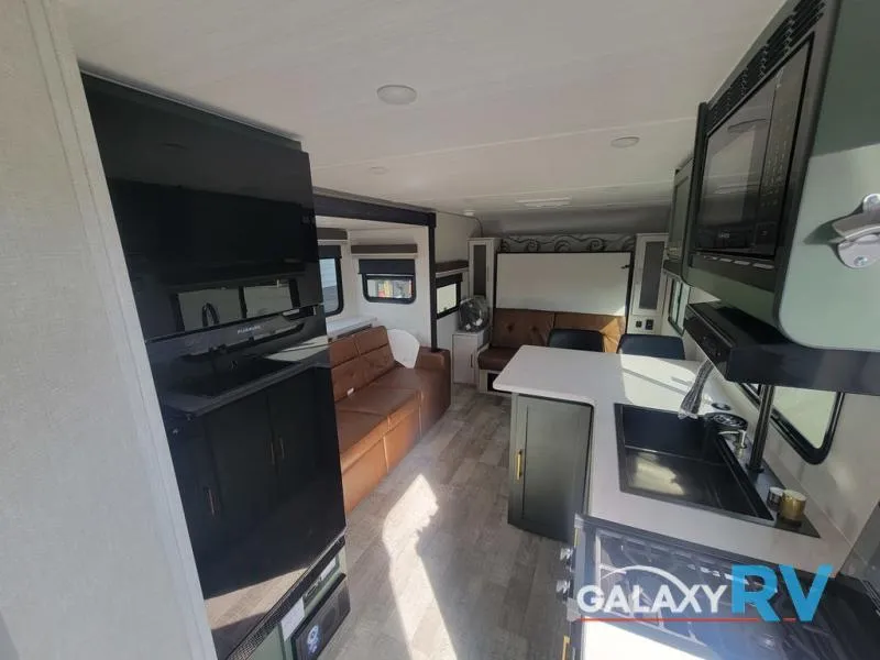 2025 Forest River RV No Boundaries New    19.6 - Photo 4