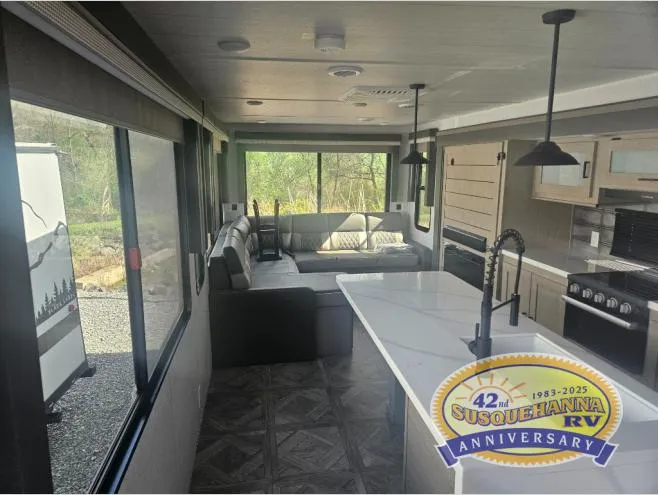 2024 Forest River Wildwood 28VIEW - Photo 3