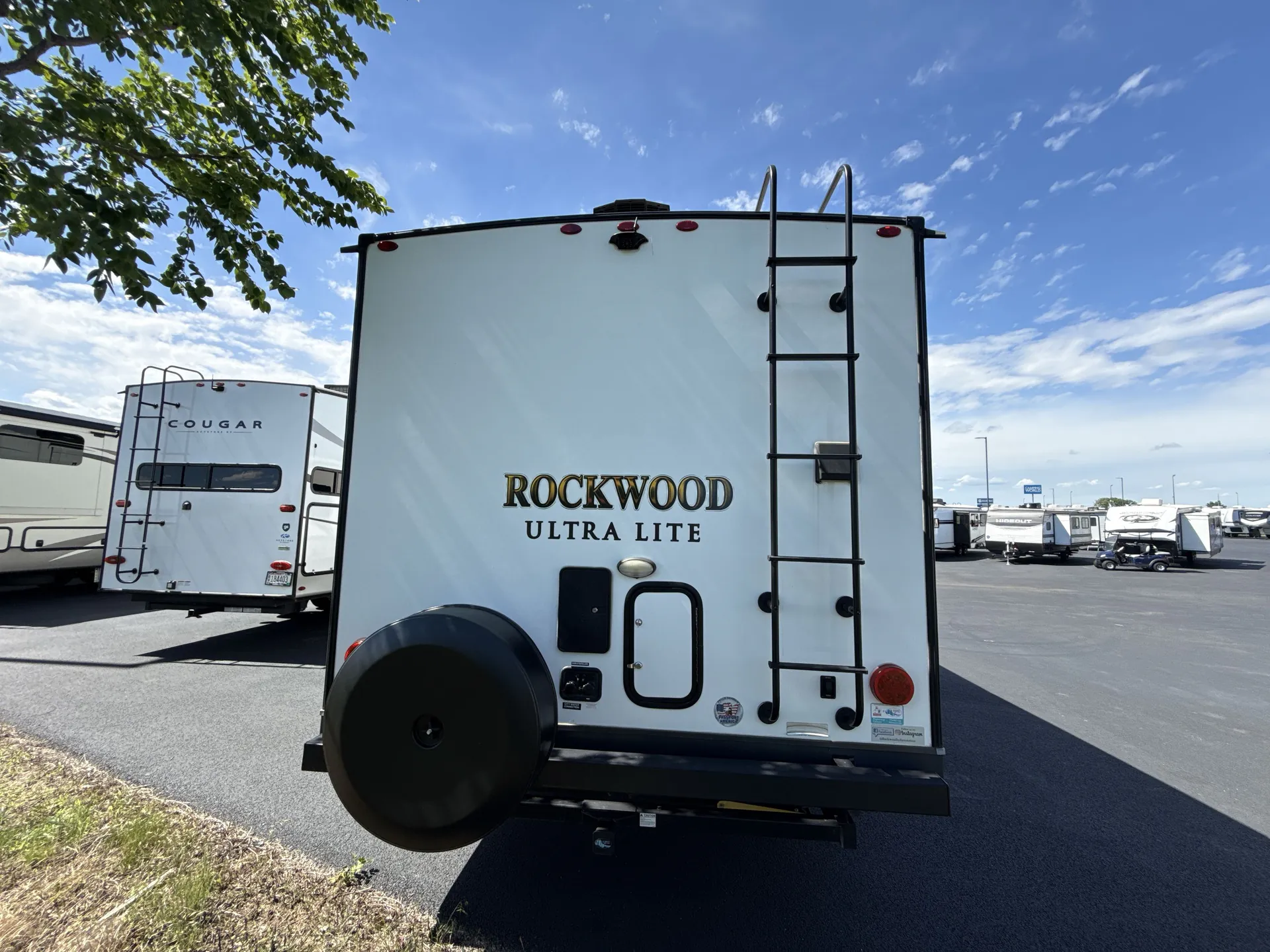 2021 Forest River Rockwood Ultra Lite 2912BS — backside