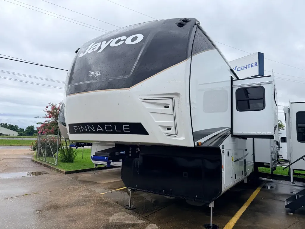 2027 Jayco PINNACLE 36FBTS