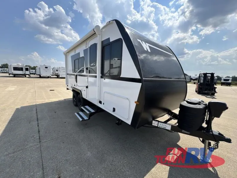 2026 Winnebago Micro Minnie 2100BH - Photo 2