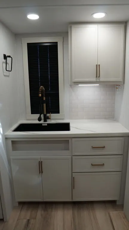 2026 Brinkley Model I 235, Photos photo 8