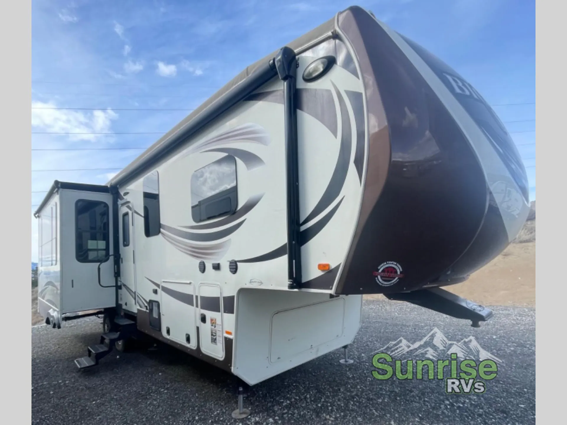 2016 Heartland Bighorn 3160ELITE - Photo 2