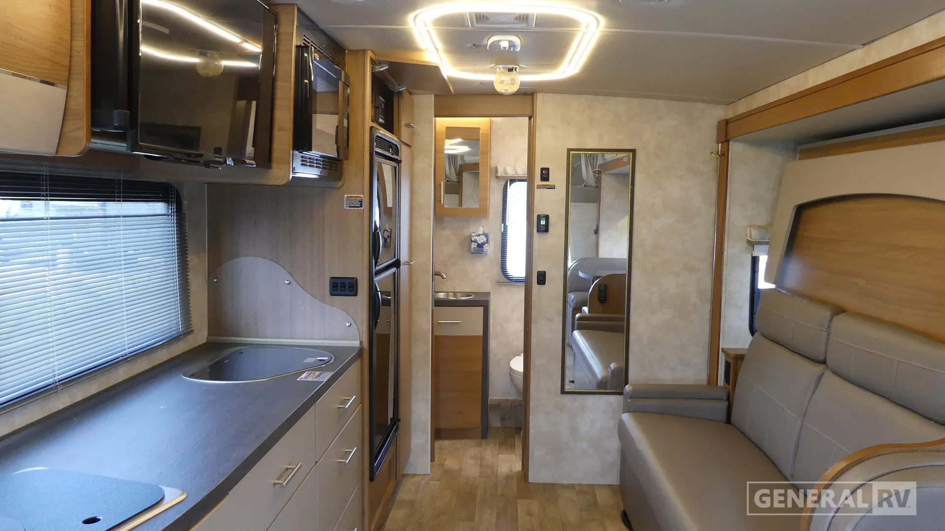 2019 Winnebago View 24D - Photo 3