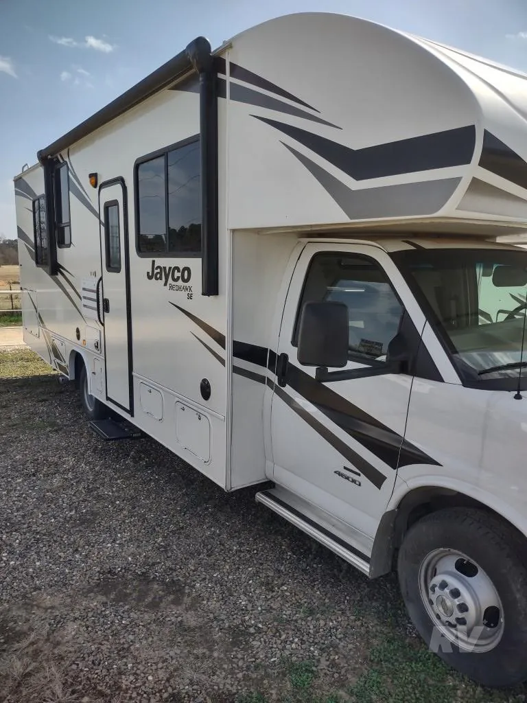 2019 Fleetwood Pace Arrow LXE 38F - Photo 4